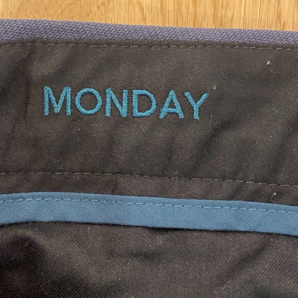 Bonobos‎ Golf Monday Pants Men's Size 36 Slim Navy With Dark Blue Pinstripes